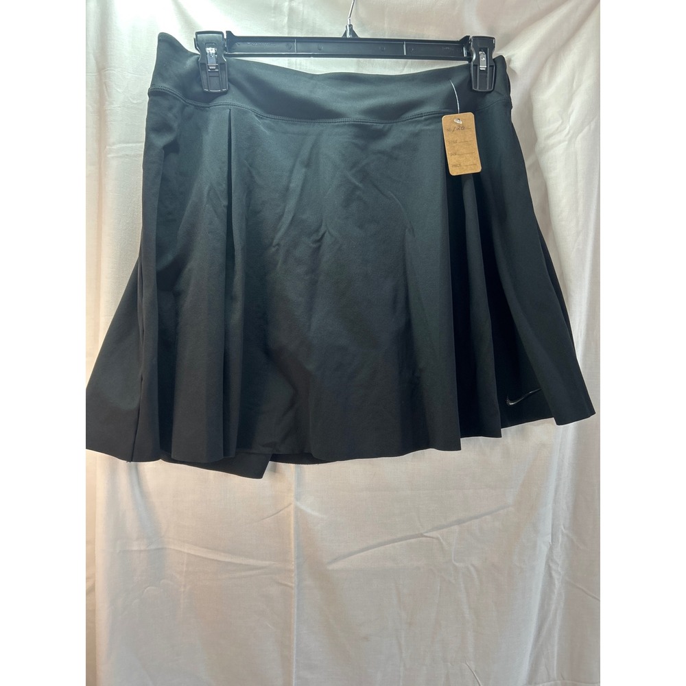 Nike Women's Black Pleated Tennis Skirt Athletic Golf Skort Activewear